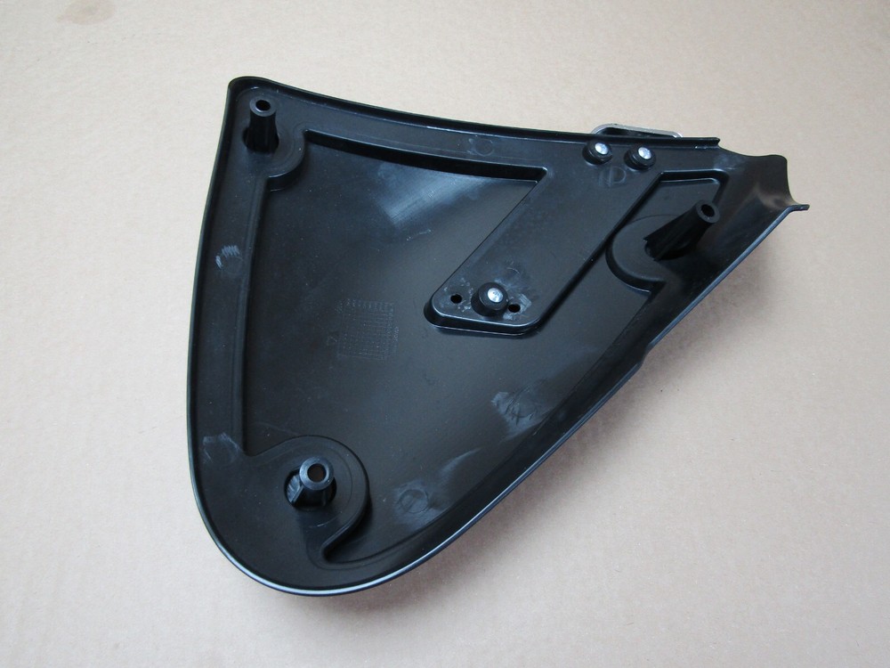 Keeway Superlight 125 2023 90 miles right side fairing panel (13086)