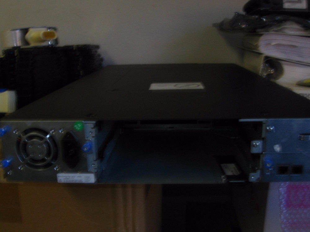 IBM 3573-L2U TS3100 Tape Library