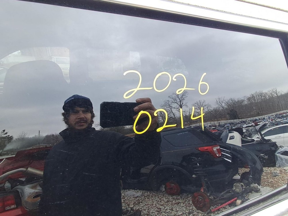 Console Front Floor Fits 12-13 GRAND CHEROKEE 2711468