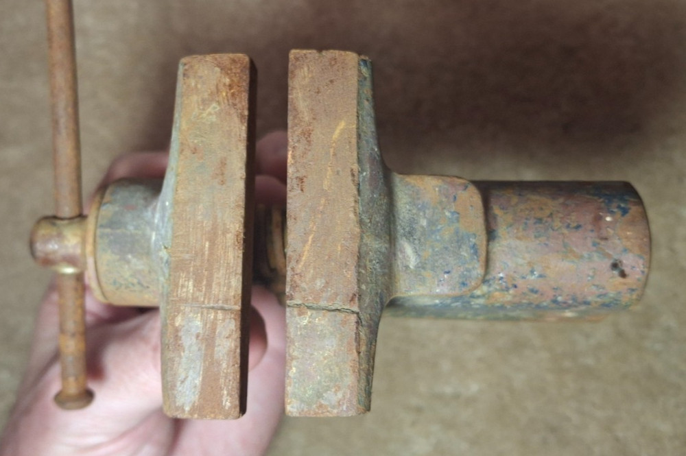 Vintage Antique Mini Bench Vise