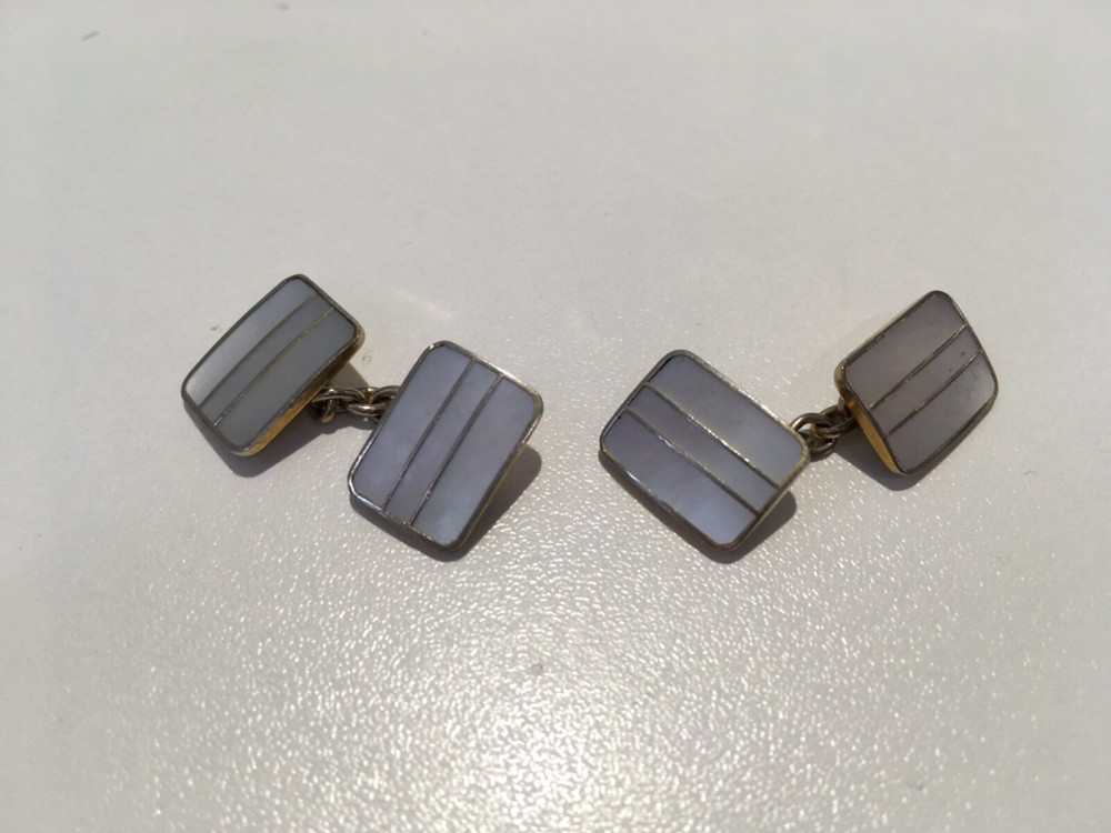 Rectangular Mother of Pearl in Gold setting Cuff Links