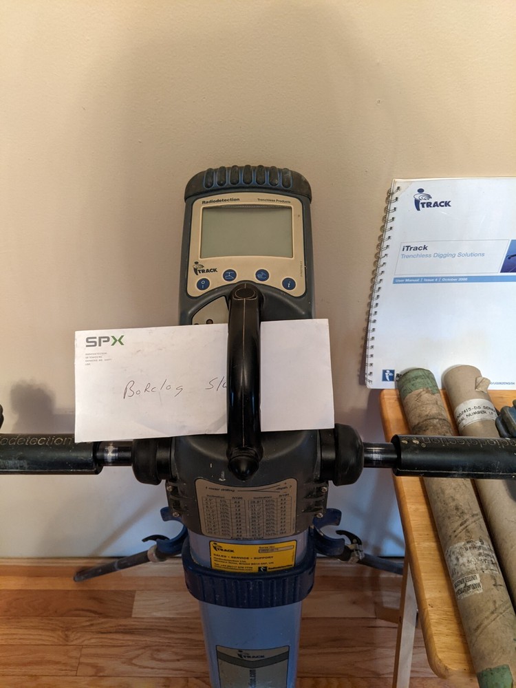 directional drill locator/Radiodetection I Track Directional Drill Locator