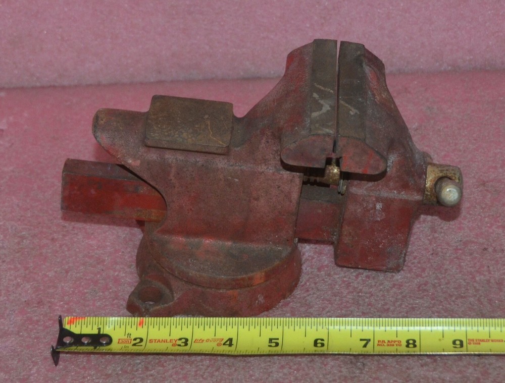 Vintage Sears 3 1/2" Vise Model 5178.