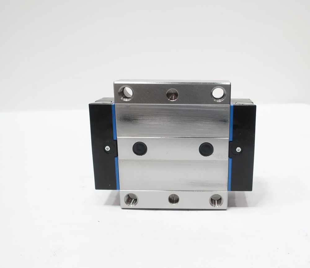 Rexroth R18514322X Roller Runner Block