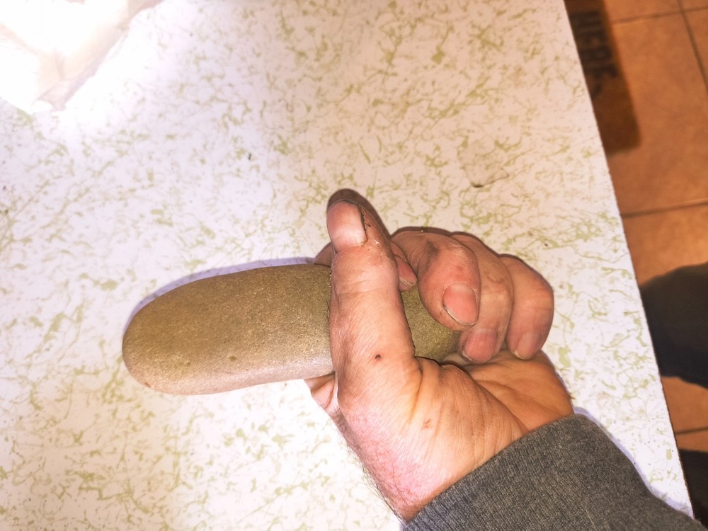 NATIVE AMERICAN ANCIENT MAN TOOL ART