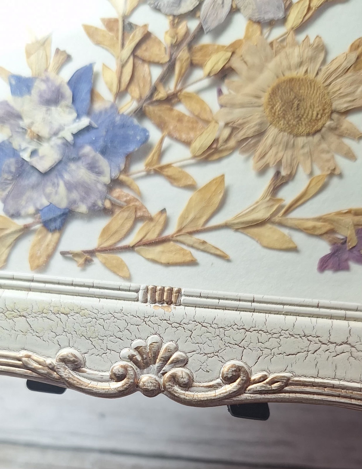 VTG Framed Pressed Dried Flowers Wall Art Decor Victorian Crackle Frame 4.5X5.75