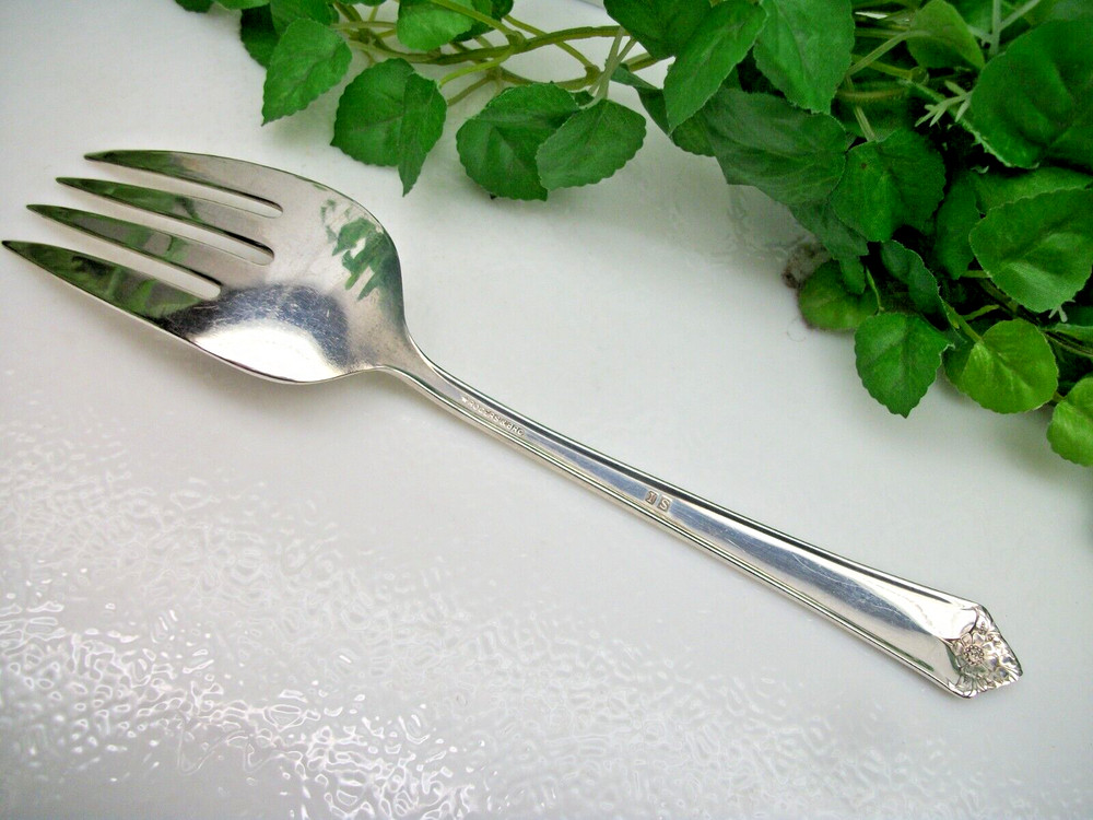 International Wm Rogers STARLIGHT Silverplate Cold Meat Serving Fork 1950
