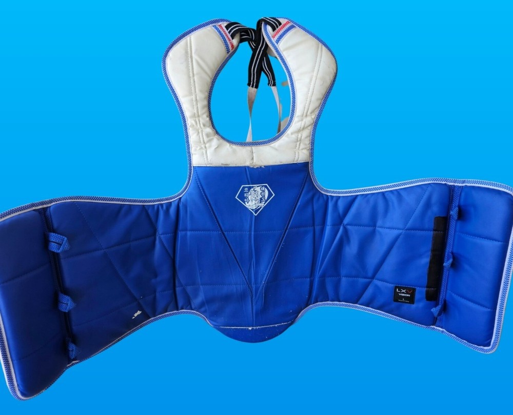 Vision WTF Taekwondo Solid Reversible Chest Guard Protector - Used - GOOD COND!