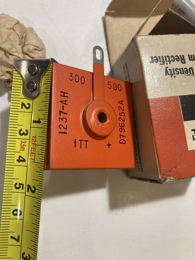 ITT SELENIUM RECTIFIER 300- 500 MA, RMS INPUT 130V - NOS IN BOX