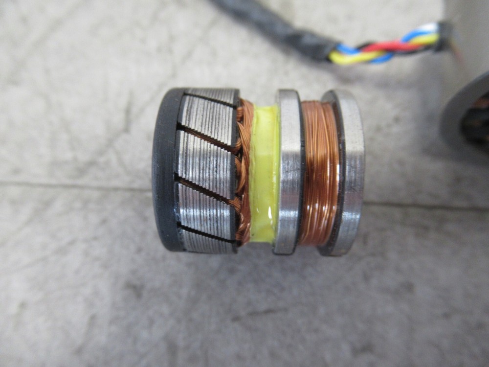 TE D3002-B301 Rotary Encoder TE Connectivity 2-1393047-2