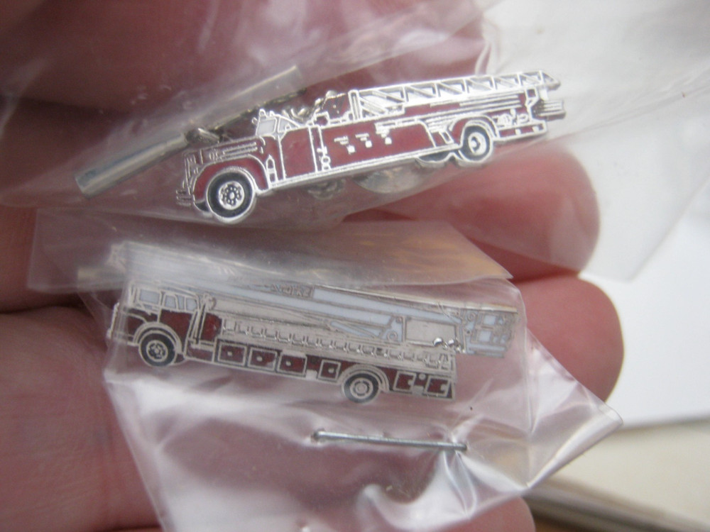 2 Fire Fighters Tie Pins Engines  ( 9 )
