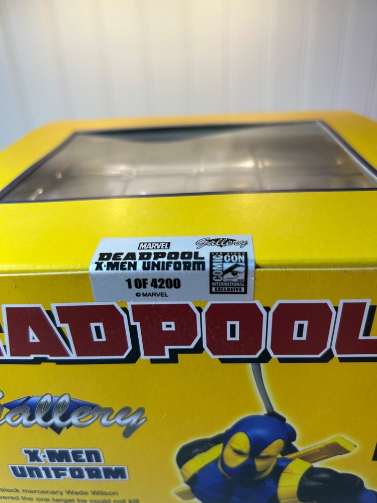 Deadpool X-Men Uniform 2017 SDCC exclusive Sealed