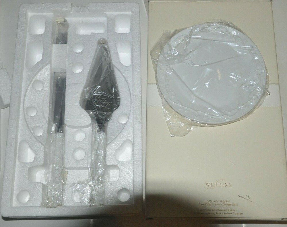 WEDDING-HALLMARK--3 PIECE WEDDING SERVING SET--NEW / PREOWNED