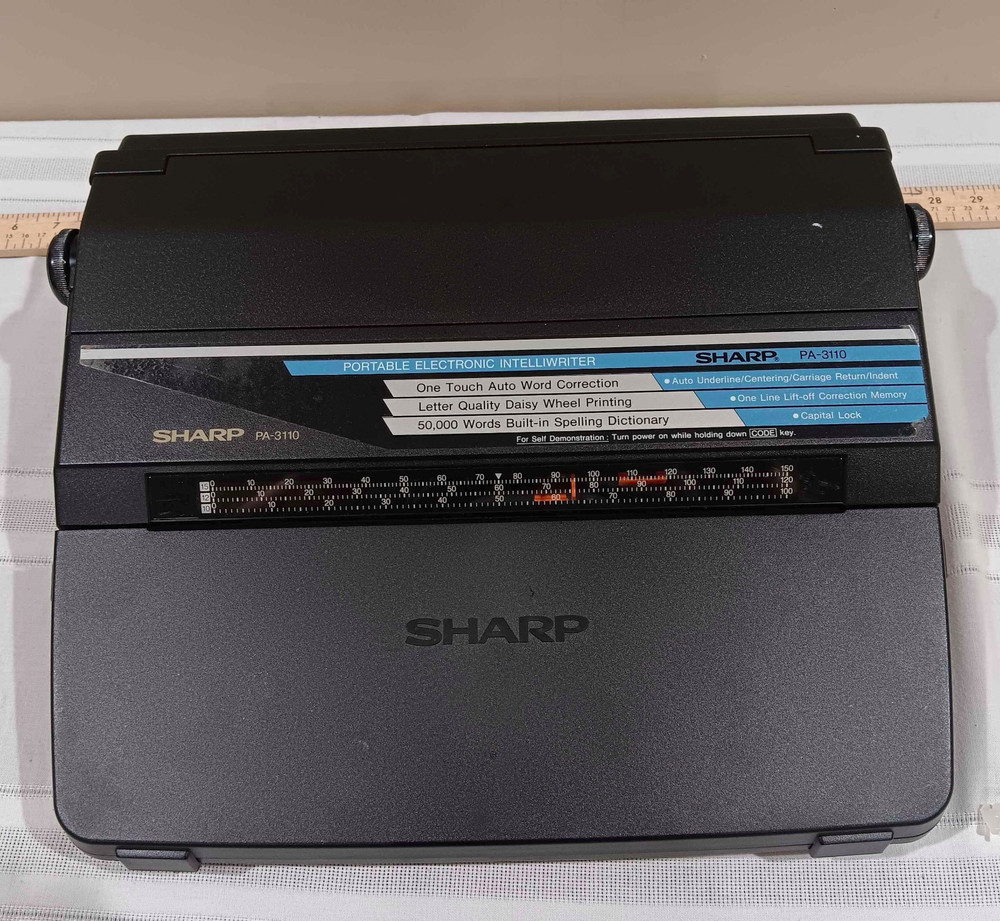 Sharp Portable Electronic Intelliwriter Model PA-3100 II With Box & Manual