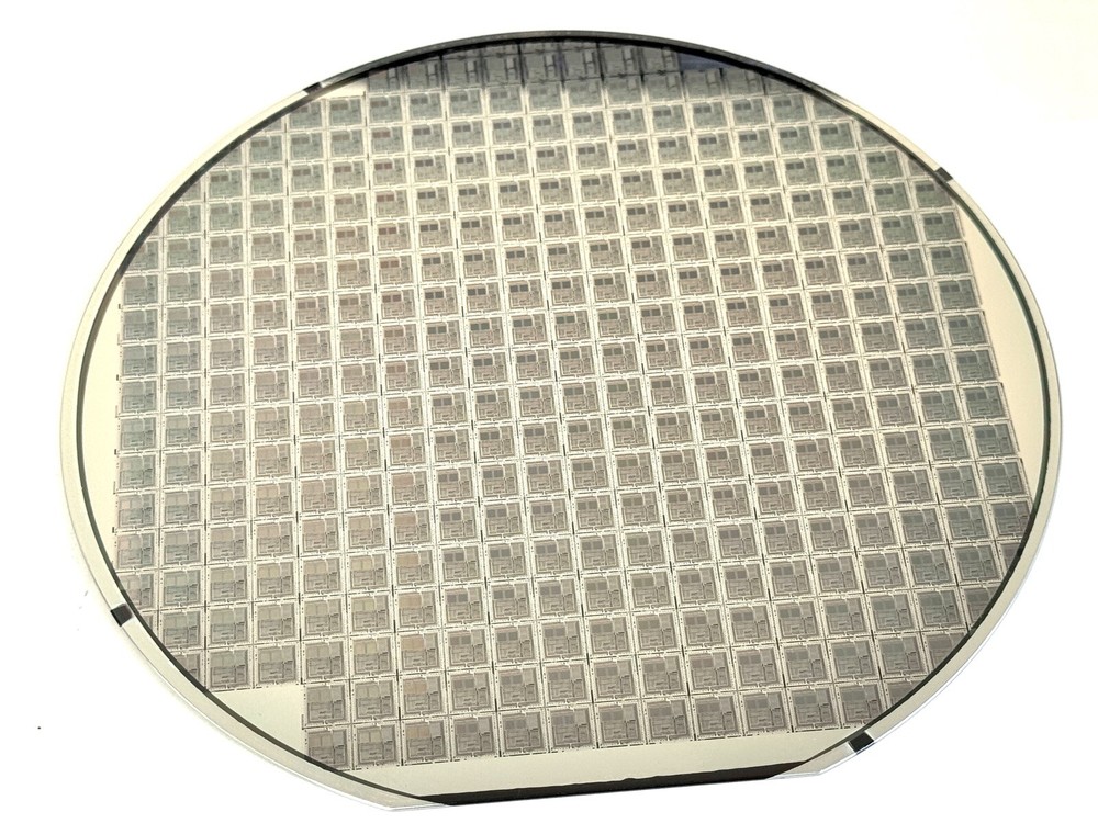 Dallas Semiconductor Microprocessor CPU Intel 8051 MCS-51 6”/150mm Wafer 87C520