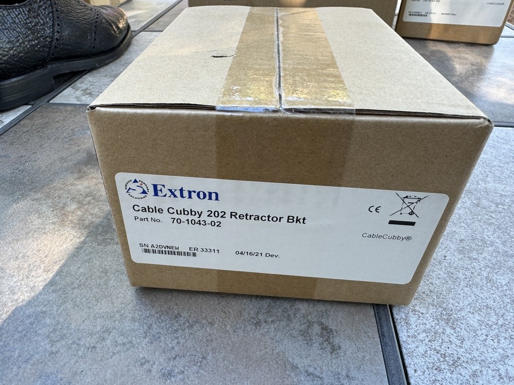 Extron Cable Cubby 222 US Outlets  60-1927-02 CableCubby