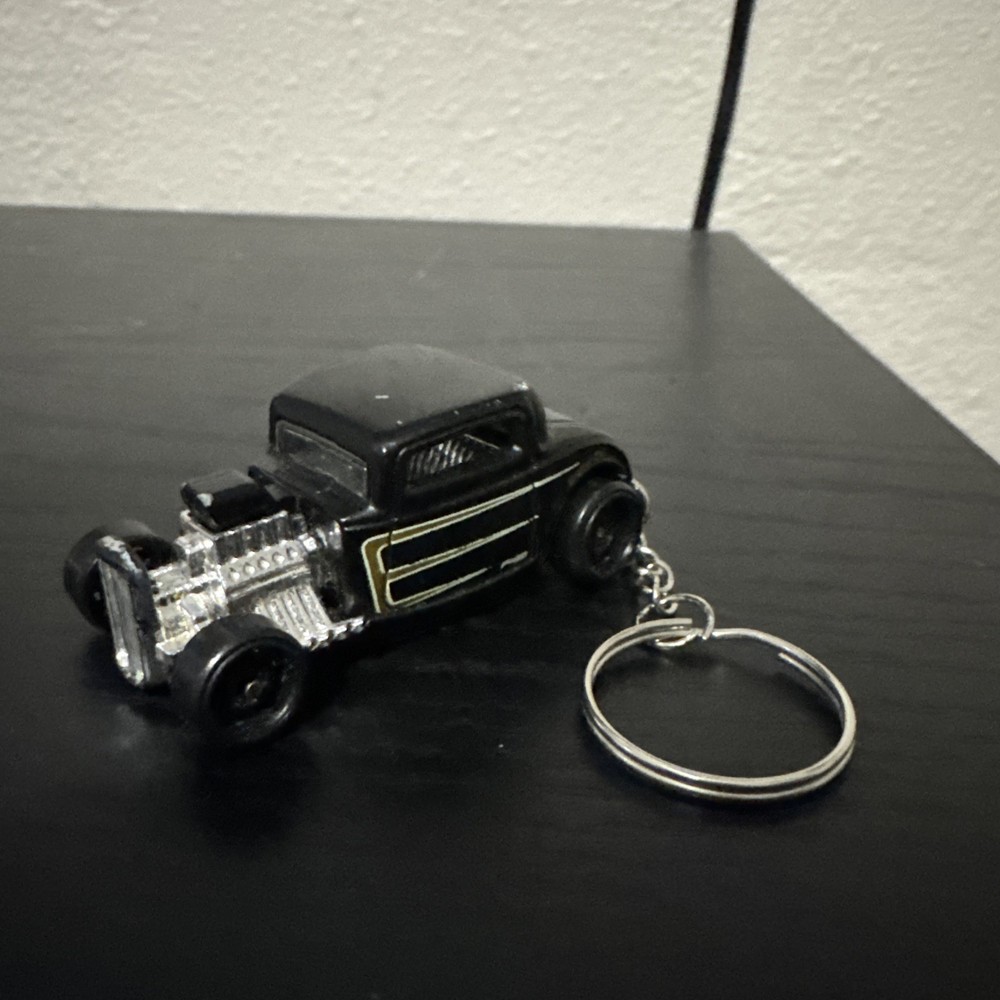 1932 Ford Coupe Black Keychain 1:64 Diecast Hot Wheels Matchbox Gift