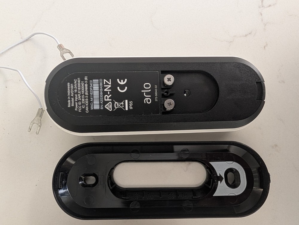 Arlo Chime 2 + Arlo essentials Wired Doorbell Bundle