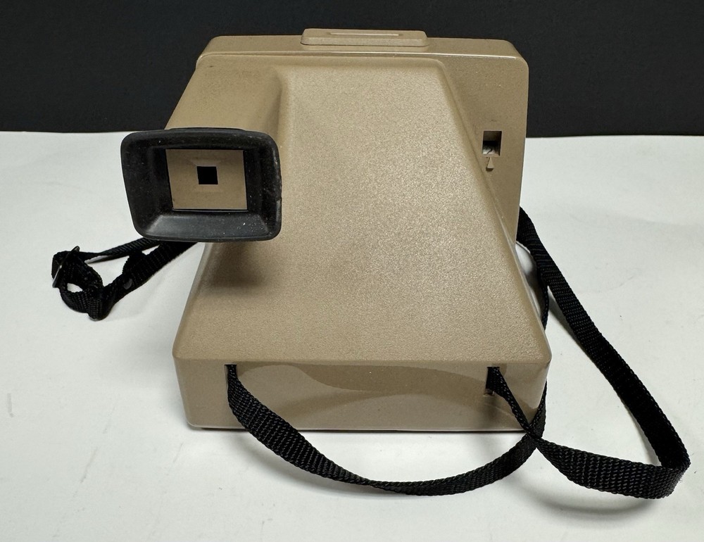 Polaroid Pronto Land Camera with Case and Accessories. UNTESTED