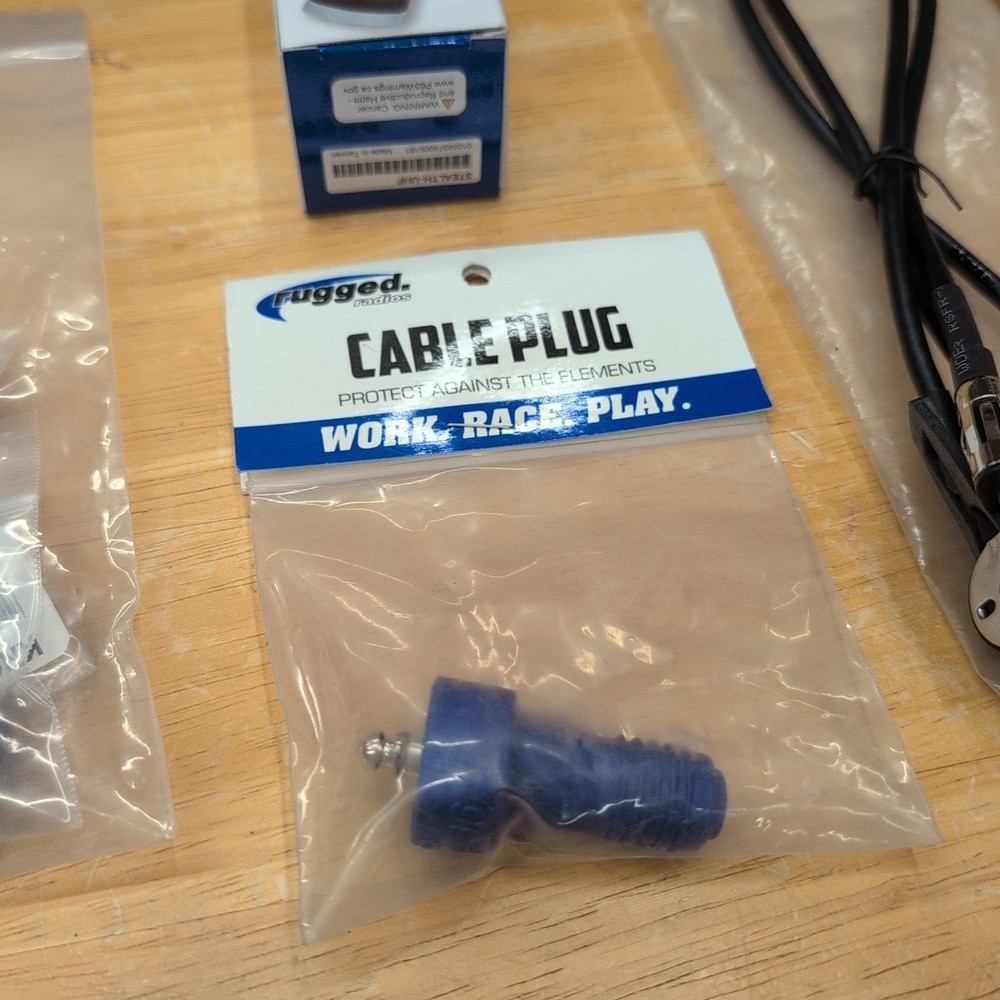 Rugged Radios STEALTH-UHF, GMRS Antenna, Knobs, Mount, Cable Plug Lot!