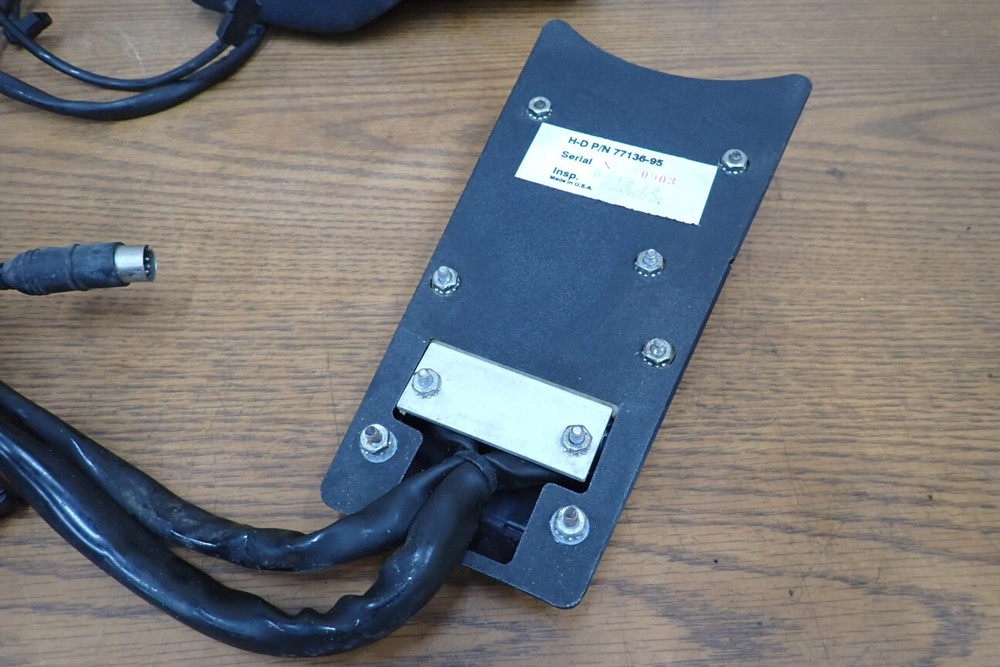 HARLEY DAVIDSON TRUNK BACKREST SPEAKER W/ CB RADIO TRANSCEIVER MODULE 77136-95