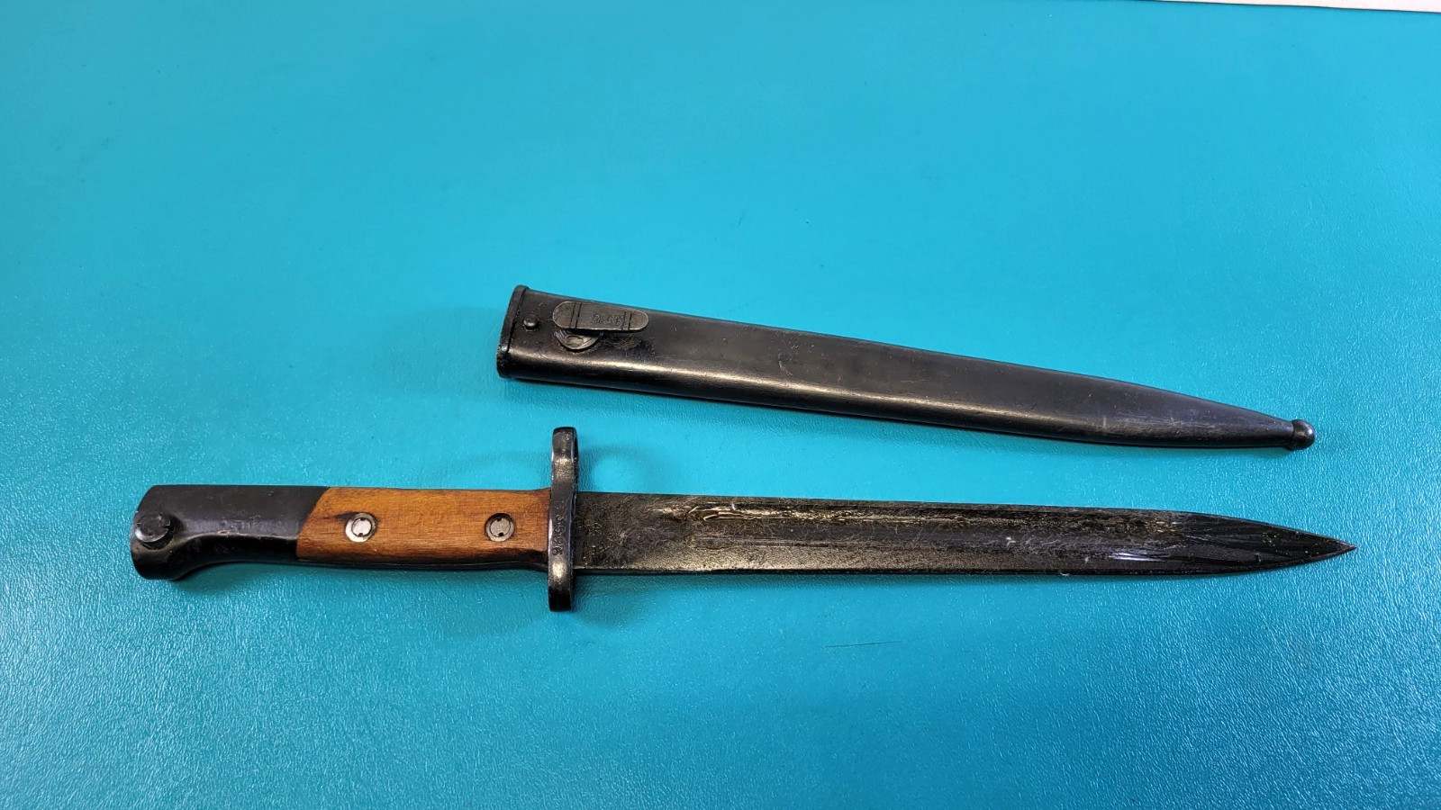 Yugoslavian 1948 Rifle Bayonet Knife  + Sheath Factory 44 Matching S/N#  TR1217