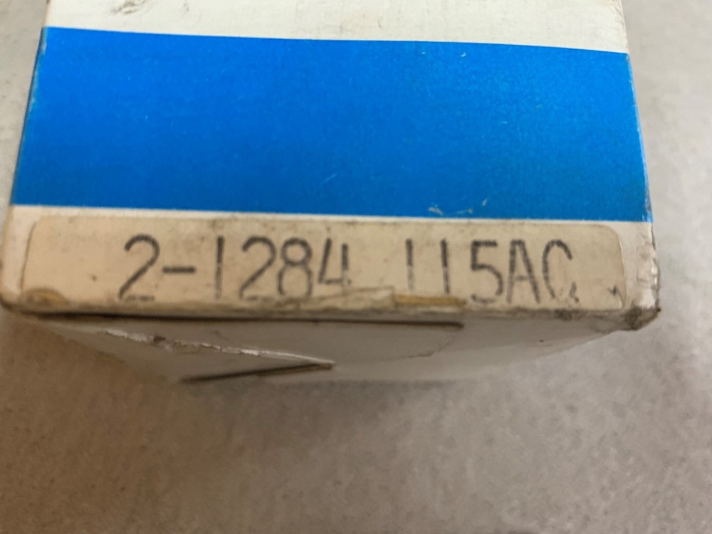 NEW IN BOX REDINGTON 1-1284