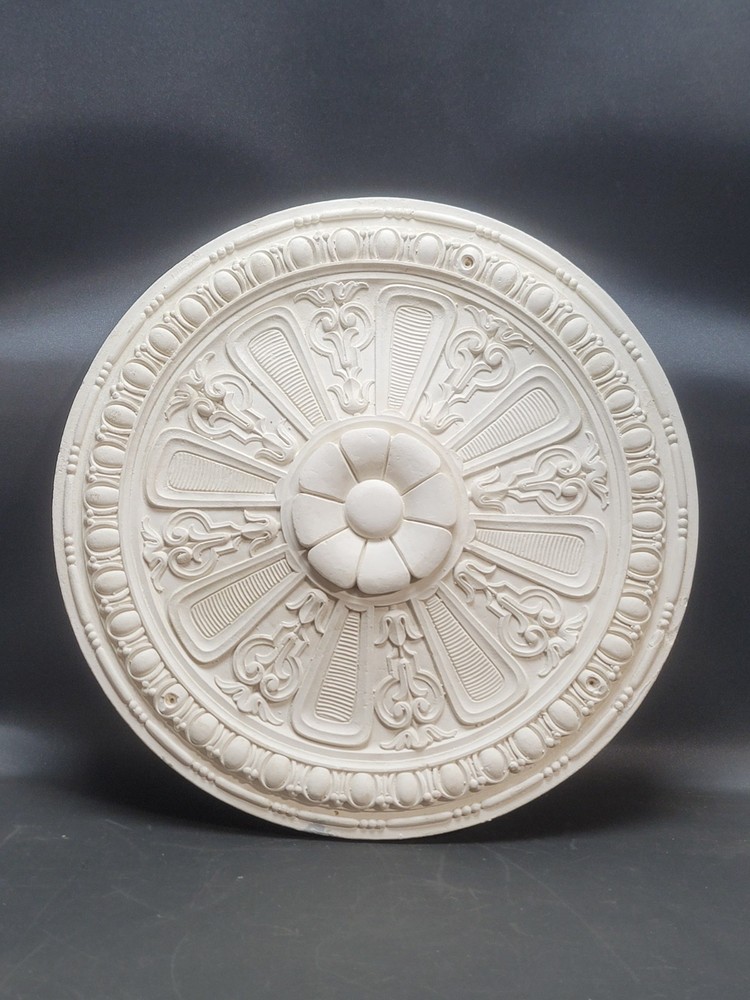 Plaster Ceiling Medallion 17.5" Vintage