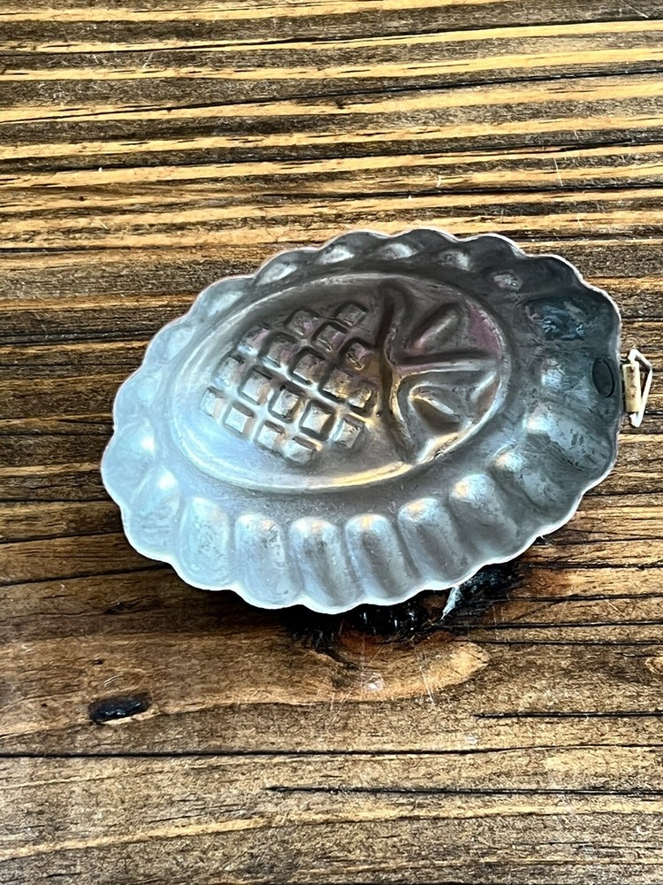 VTG Pineapple Copper Mold Kitchen Rustic Home Decor Hanging 4”