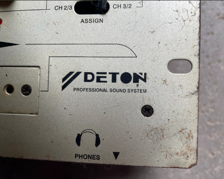 1pcs DENON DJ-324 Mixer Console