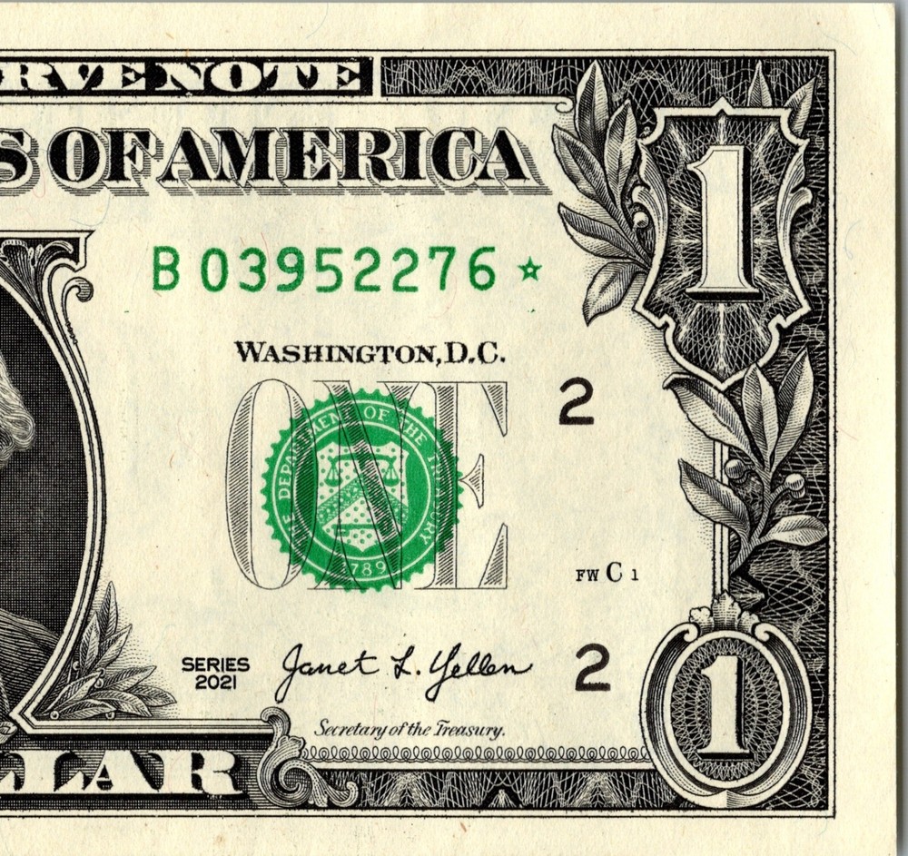 B STAR NOTE 2021 ONE DOLLAR B03952276* REGULAR RUN