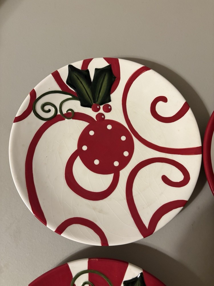 4 Beautiful Christmas Plates Red And White Different Patterns
