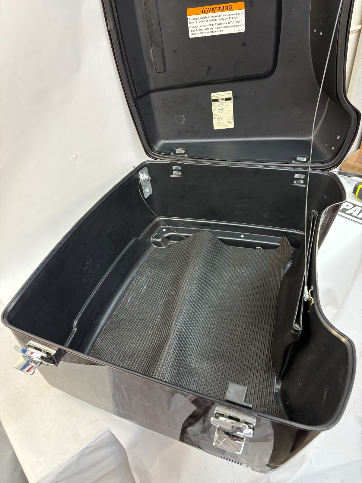 Harley OEM 53155-06BRB Tour Pak LooK 2006 classic