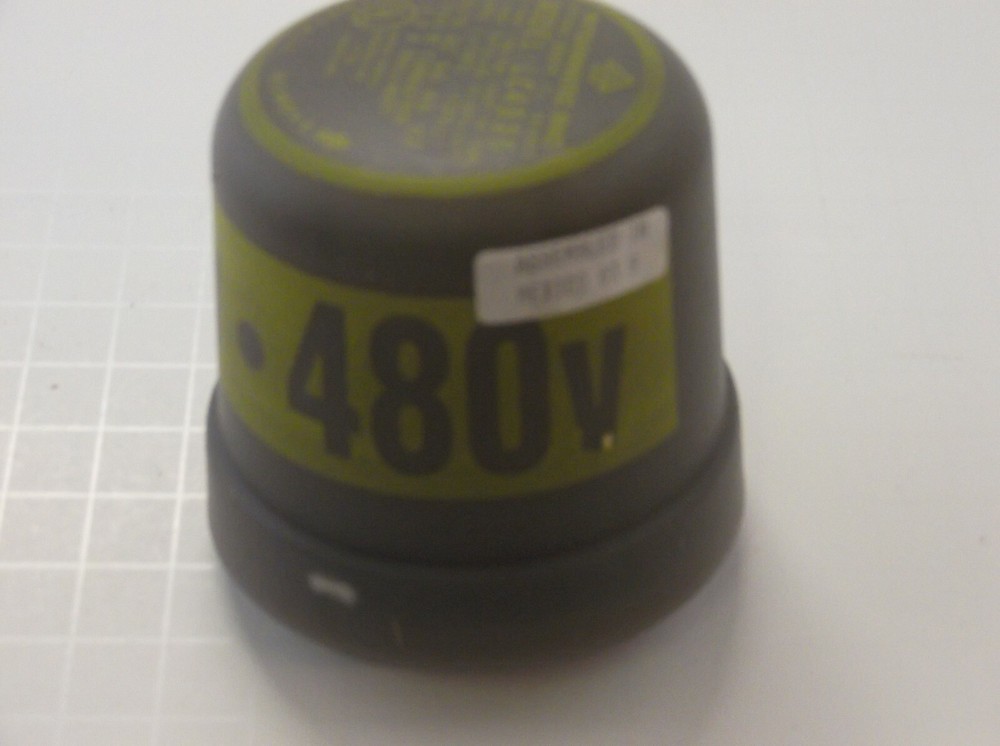 INTERMATIC LOCKING TYPE PHOTO CONTROL LC4535 1000W  Watt