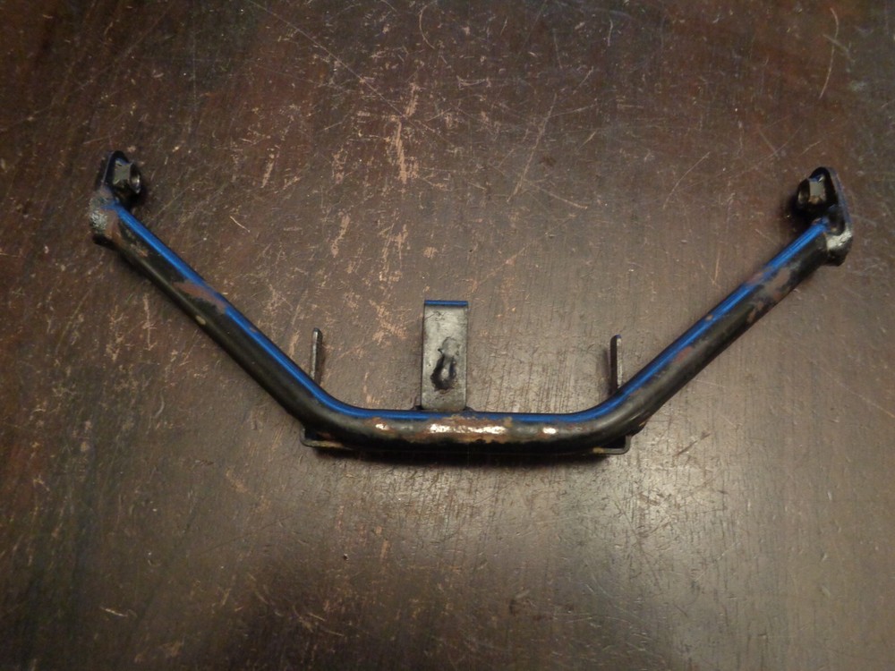 08 Kawasaki KFX450R Headlight Bracket B5600