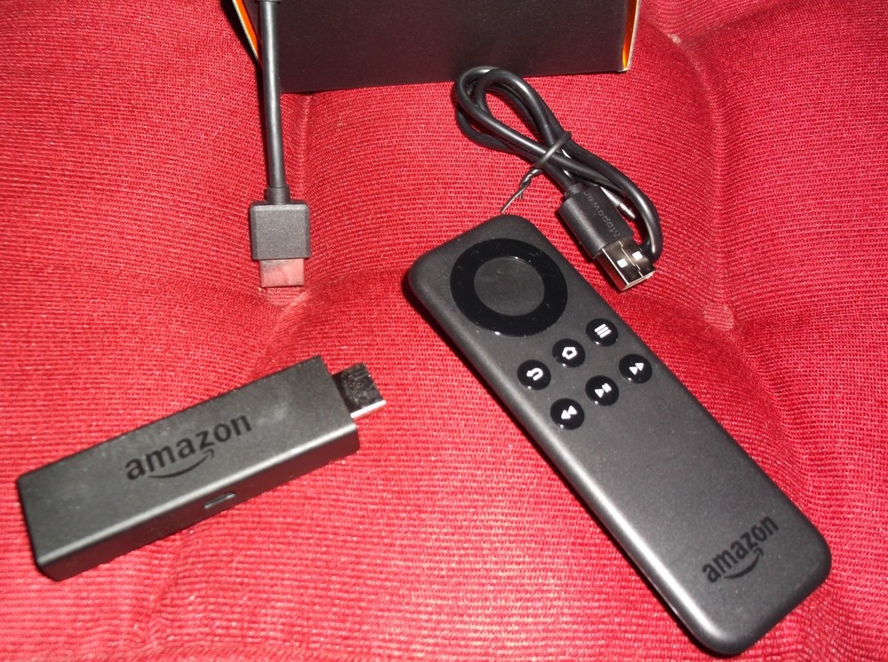 Amazon Fire TV Stick 1st Generation W87CUN w/ Remote, USB & Extender (Untested)