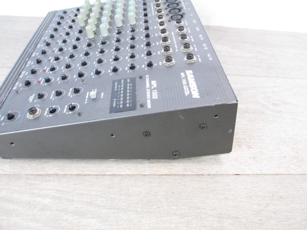 Samson Technologies MPL1502 15 Channel Stereo Mixer **READ**