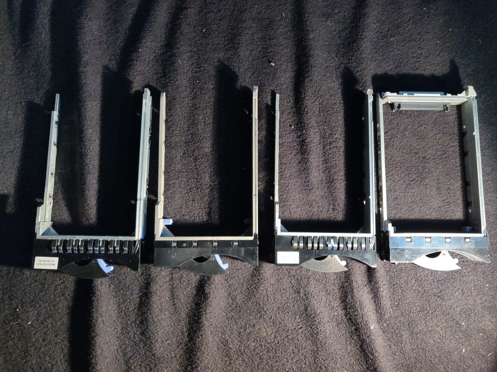 4 server rack caddy brackets