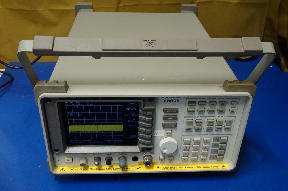 HP 8560E RF Spectrum Analyzer 30Hz-2.9GHz
