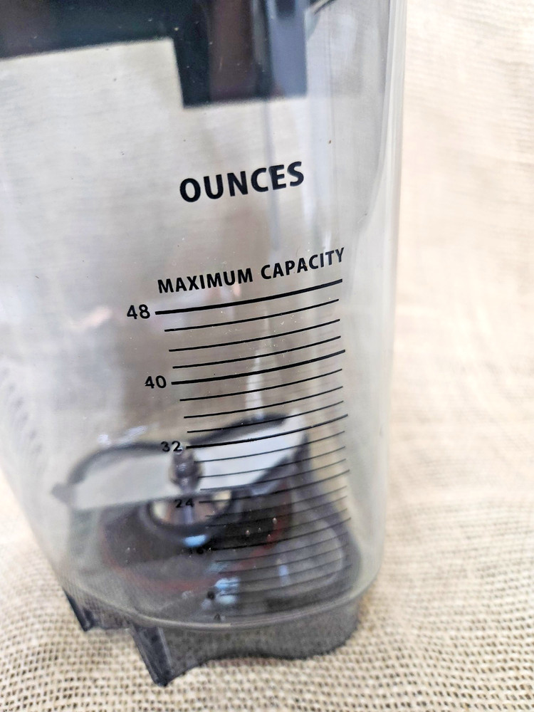 Replacement Container for Vitamix Blenders, 48 oz, replace Touch & Go The Quiet