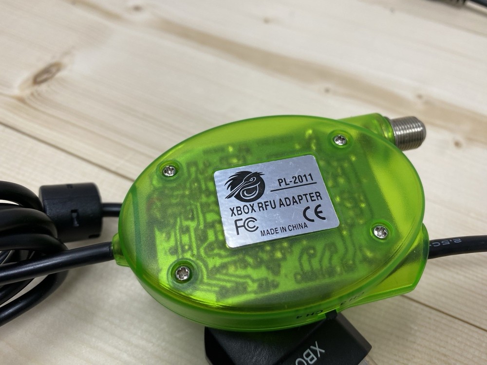 Original Microsoft Xbox RFU Adapter Pelican PL-2011