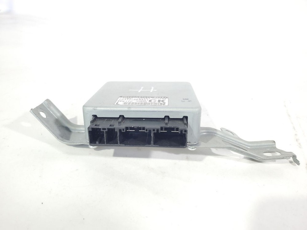 2015 Toyota Corolla OEM Power Steering Control Module 8965002780