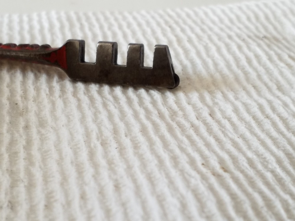 Vintage Red Devil Glass Cutting Tool 4.75 Inch Length