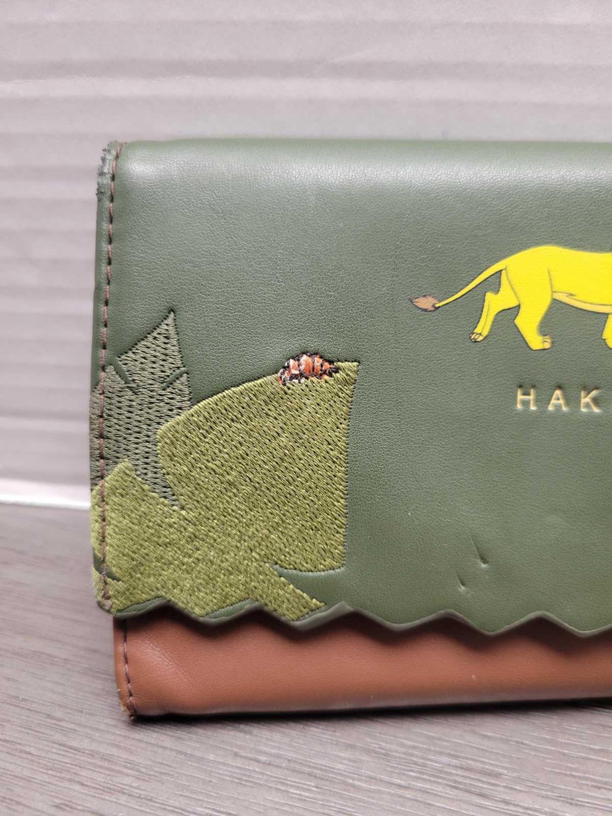 Loungefly Disney Lion King Hakuna Matata Wallet Brown Faux Leather Zip