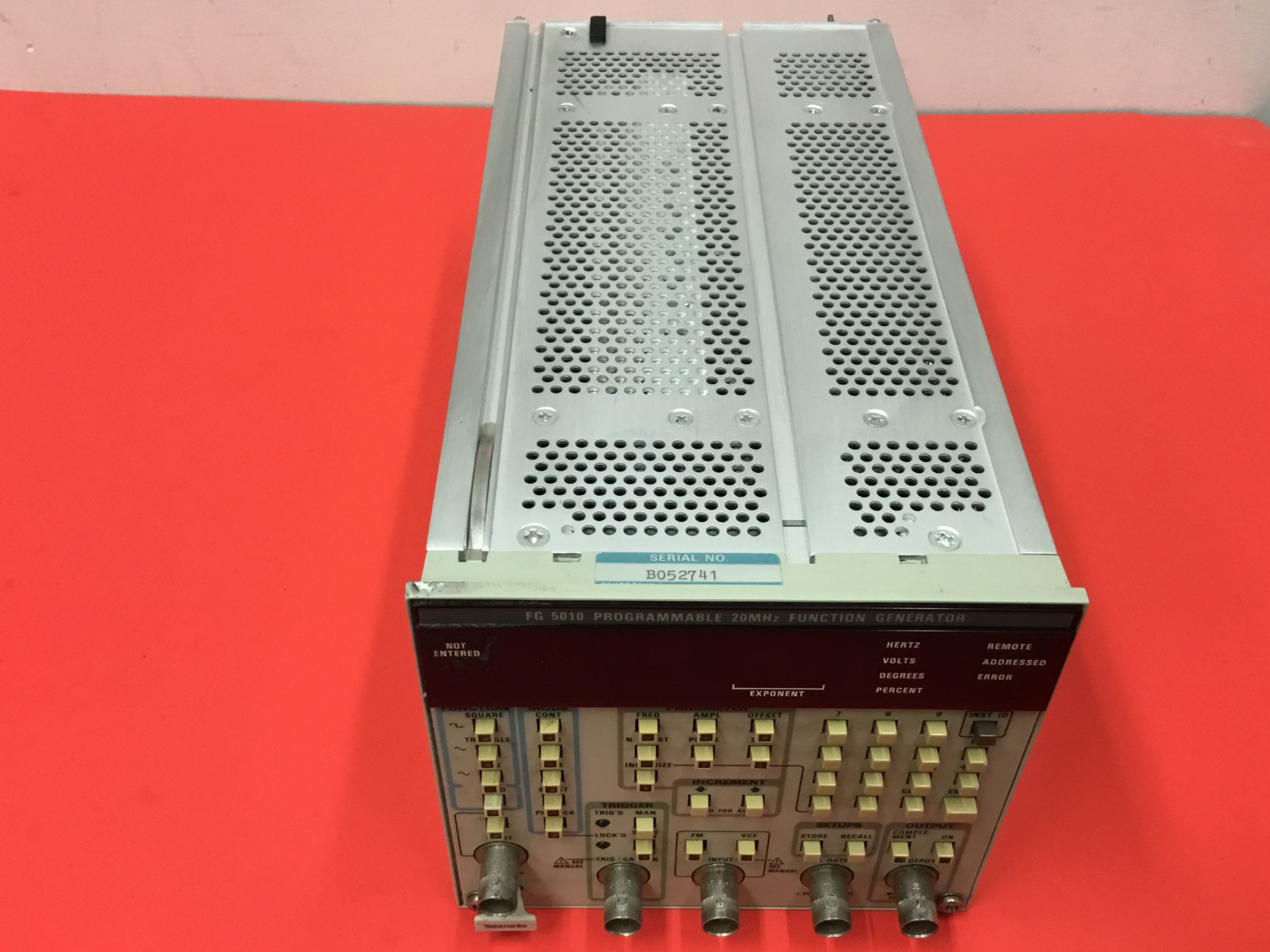 Tektronix - FG 5010 - Programmable Function Generator