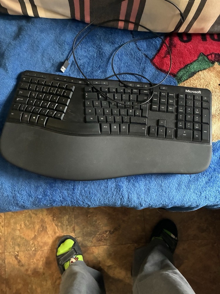 Microsoft Surface Pro Keyboard Copilot+ Pro 10/9/8/BLACK