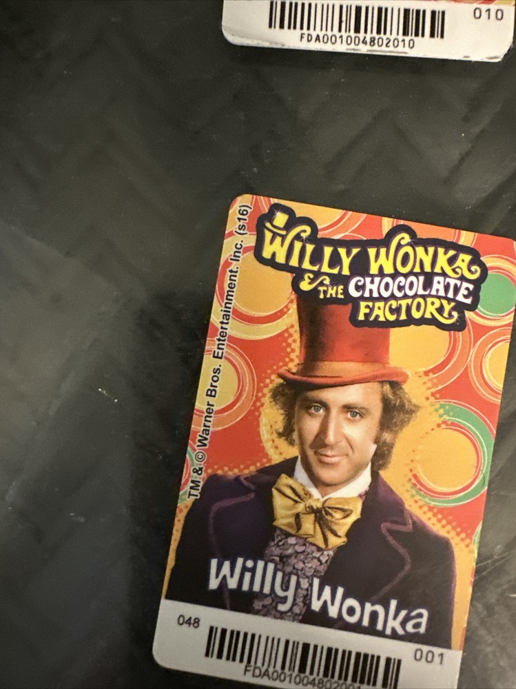 Willy Wonka Set With Golden Ticket