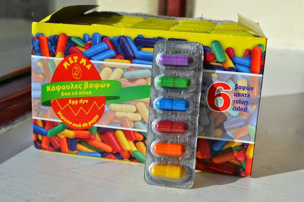 6 Colours Easter Eggs Dye Paint Decorating Crafting Colouring Art