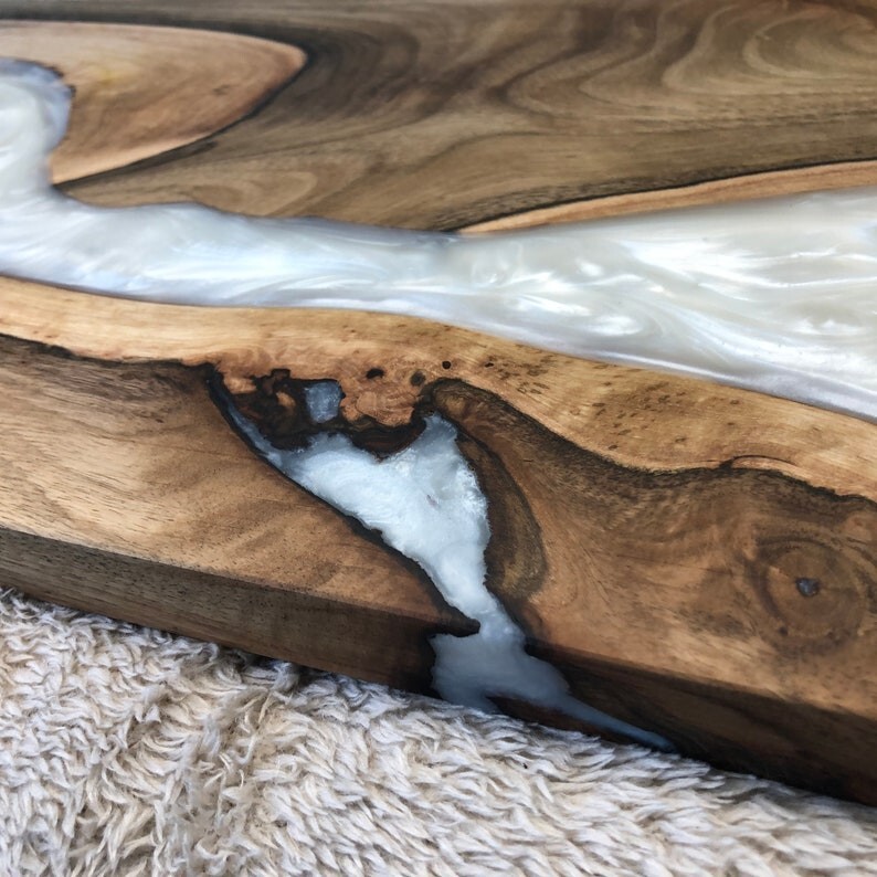 Epoxy Wood Rasin Serving Tray
