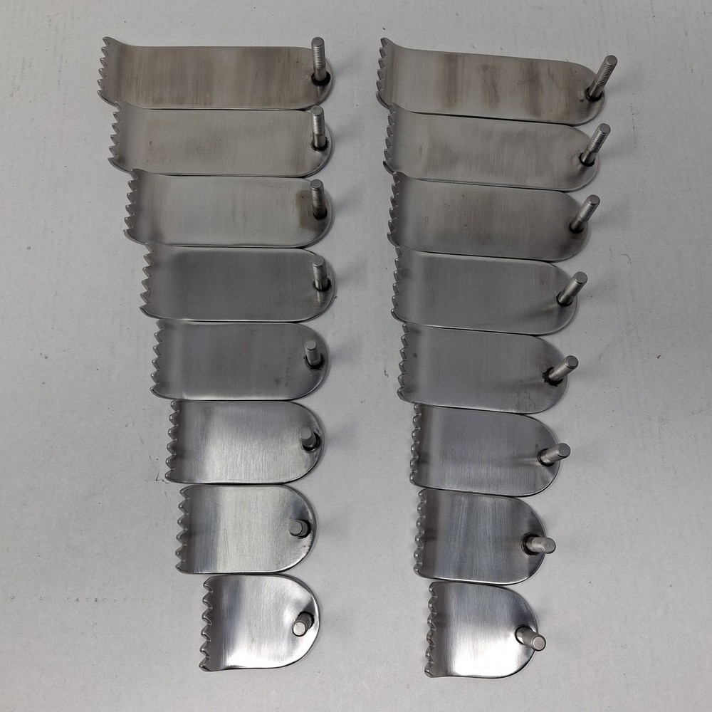 V. Mueller Collis Retractor Blade Set